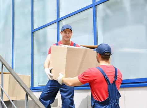 Customer complaint being logged during a removals service review